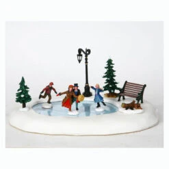 Lemax Winter Skating - 94024