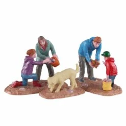 Lemax Looking For Seashells - 02946